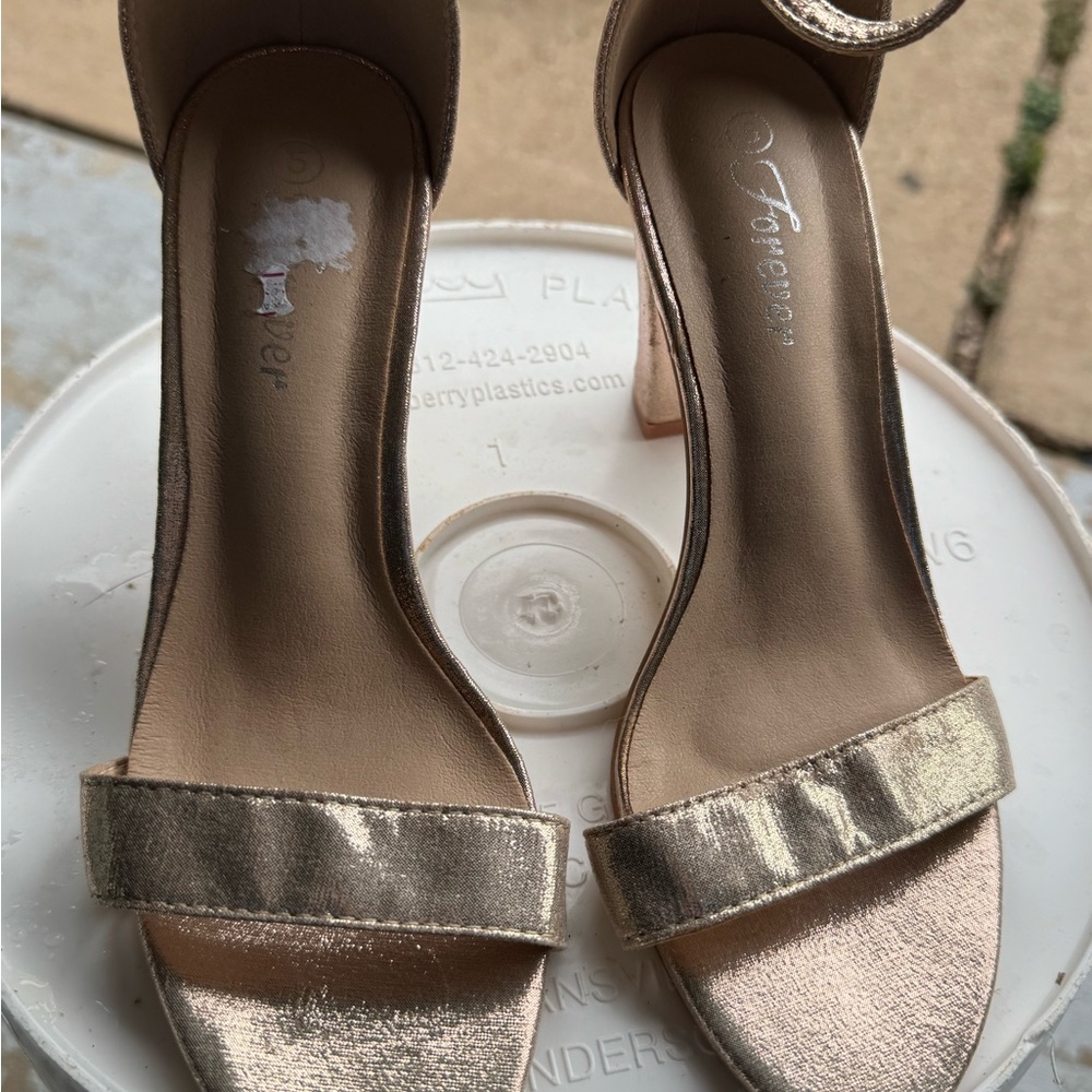 Forever 21 Metallic Gold Heels